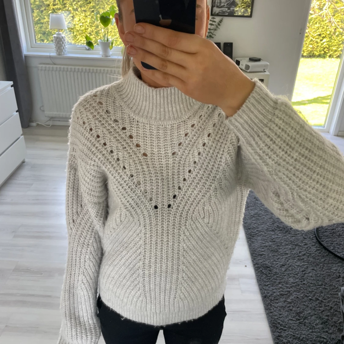 Grå stickad tröja  - 90