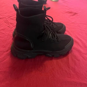 skor - skor från shein i storlek 37. Väl använda 