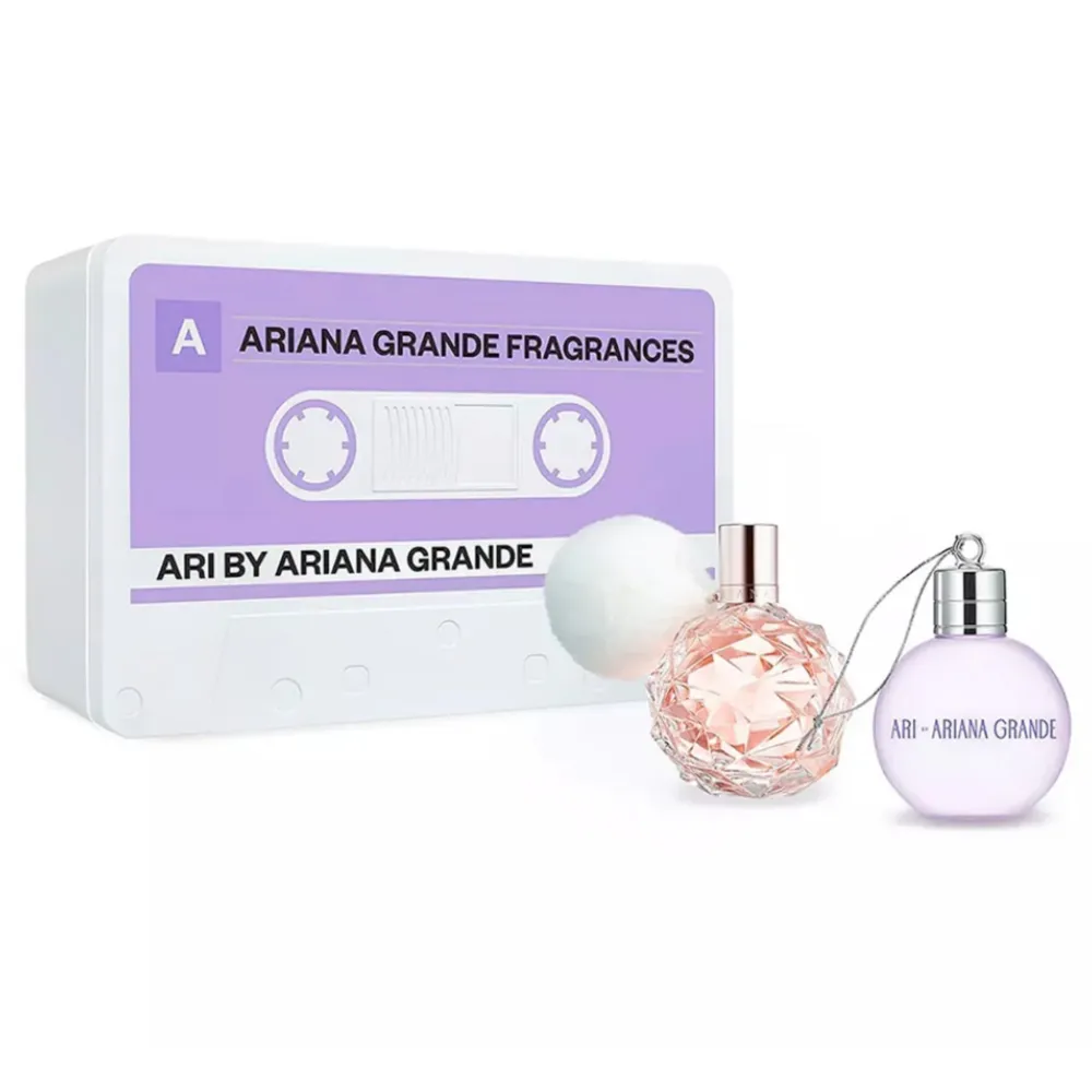 Oanvänd parfym och oanvänd duschgel. Ari by Ariana Grande. 1 parfym ( 30 ml)+ Duschgel (75ml)  Pris i butik 430 kr. Övrigt.