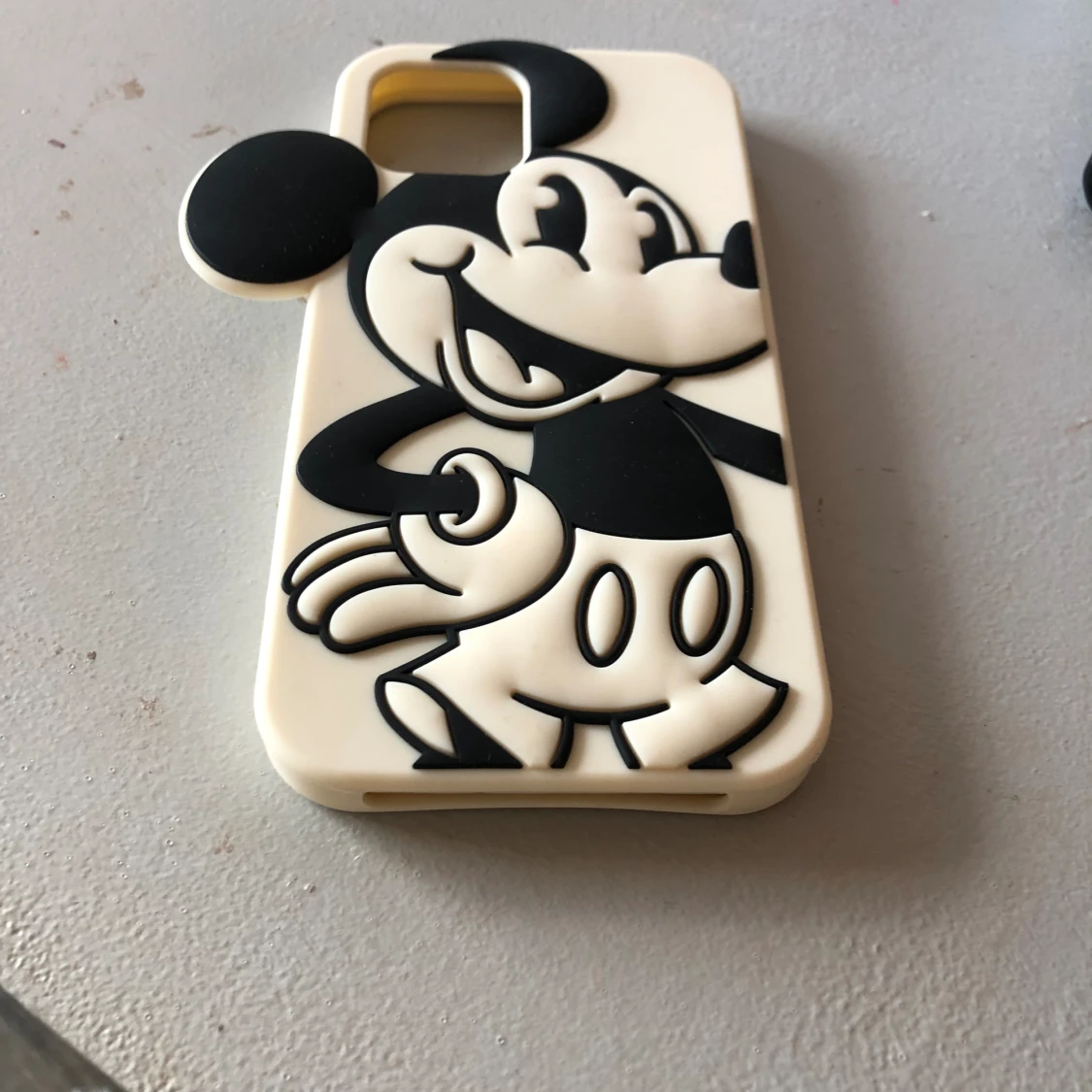 Mobilskal till 11 och 12