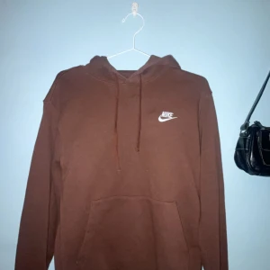Nike hoodie s - Nästan aldrig använd 