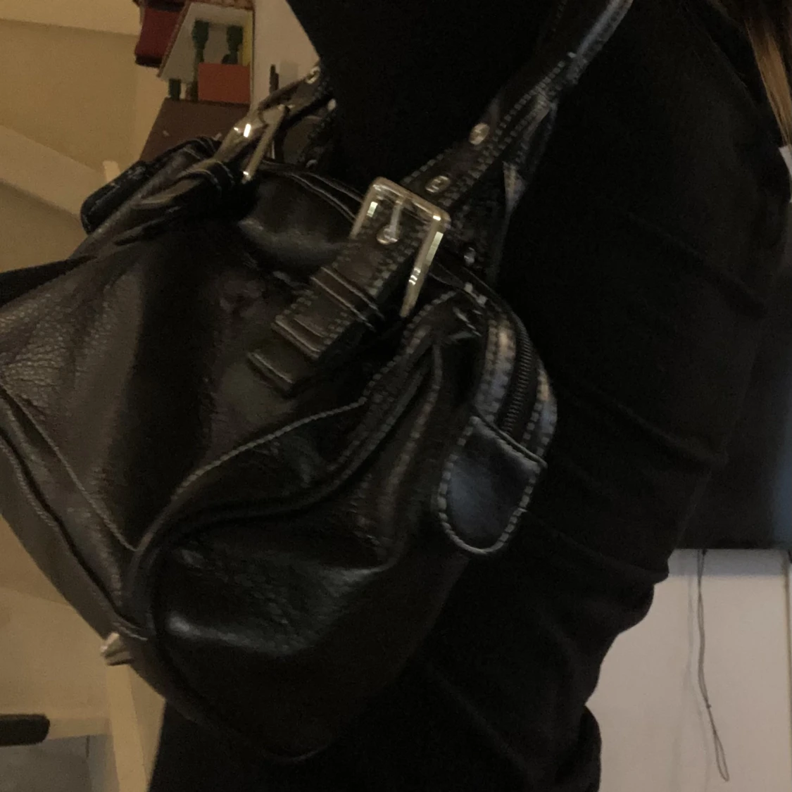 Svart shoulder bag - 90