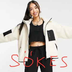 SÖKES: Teddy jacka Cotton On (ASOS) - Söker denna Teddy fleece jacka från Cotton:On i storlek S. Har funnits på ASOS. 