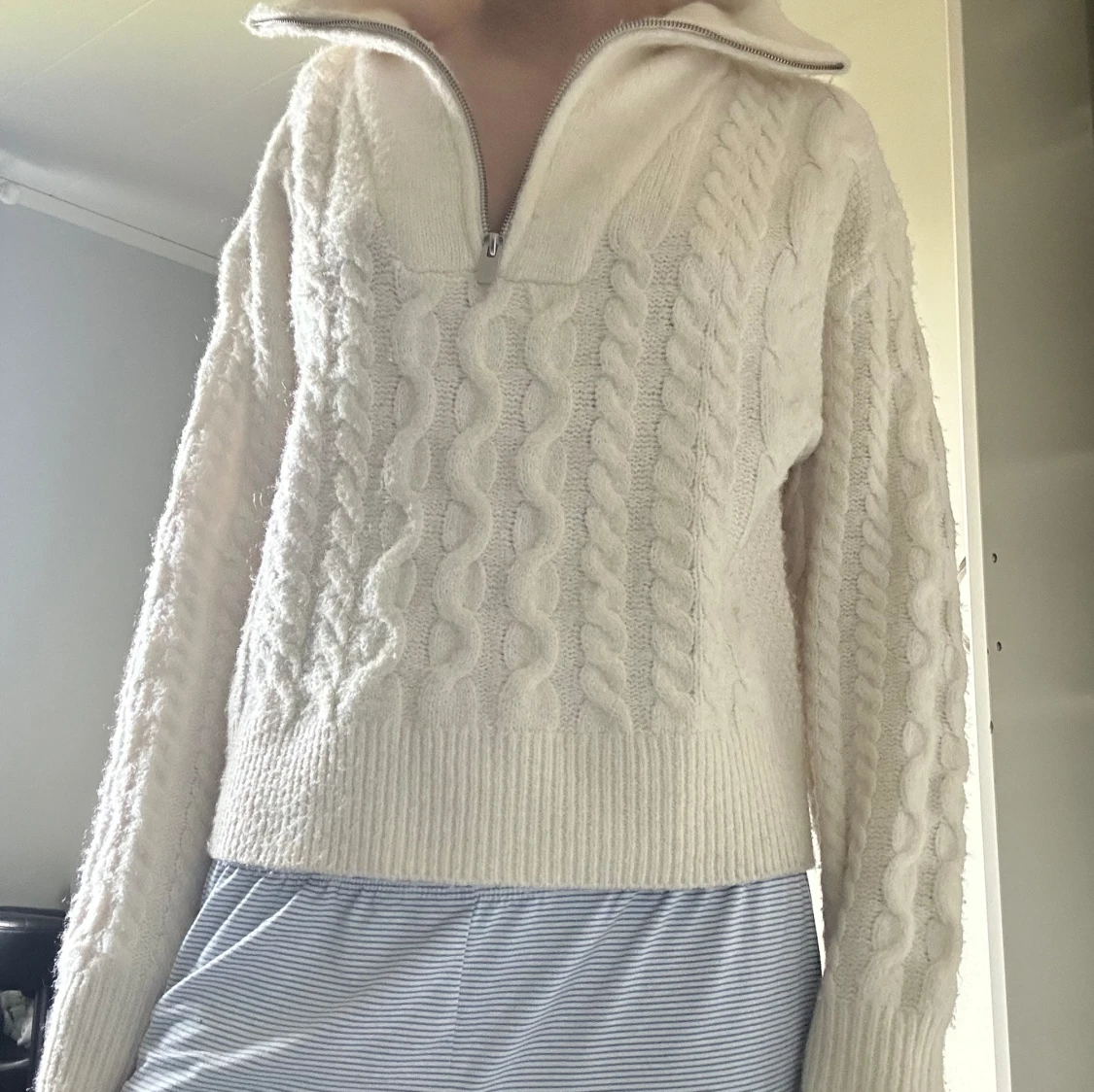 Stickad tröja