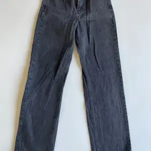 Fina jeans från Nakd, medel hög midja