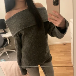 stickad tröja - fin stickad tröja som inte kommer till användning 💕kolla mina inlägg för liknande plagg!