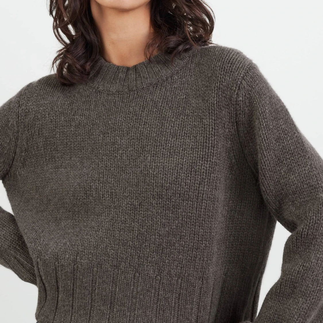 Girlfriend O-neck Soft Goat 100% cashmere tröja i strl M