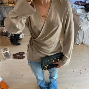 Tröja - SUPER snygg värkligen!!