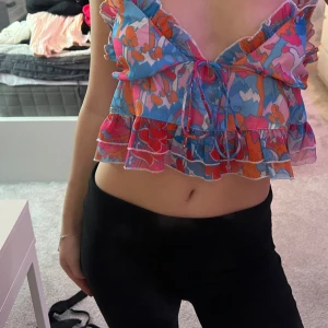 Topp  - Färgglad söt topp! Skriv för fler bilder 💖💖💖