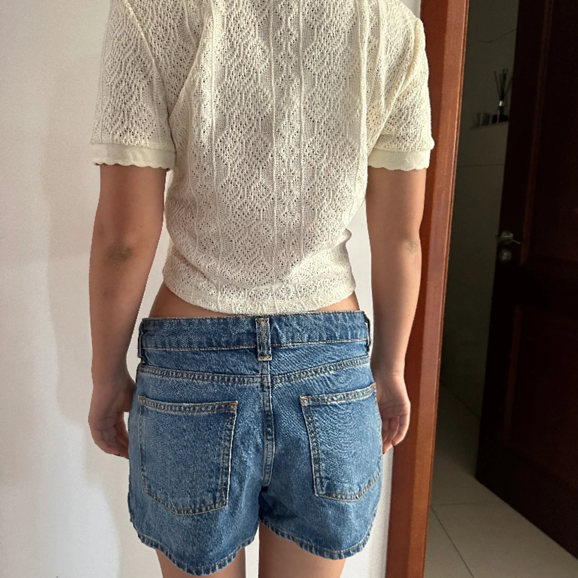 Vit stikad blus  - 91