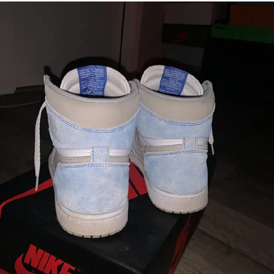 Air Jordan 1 ”Hyper Royal” - 90