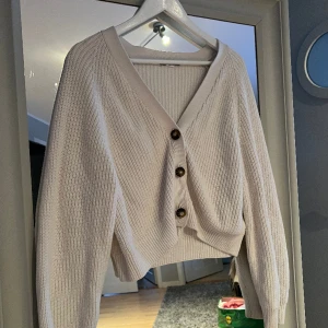 Monki cardigan - Jättefin men kommer ej till användning. Toppenskick! 