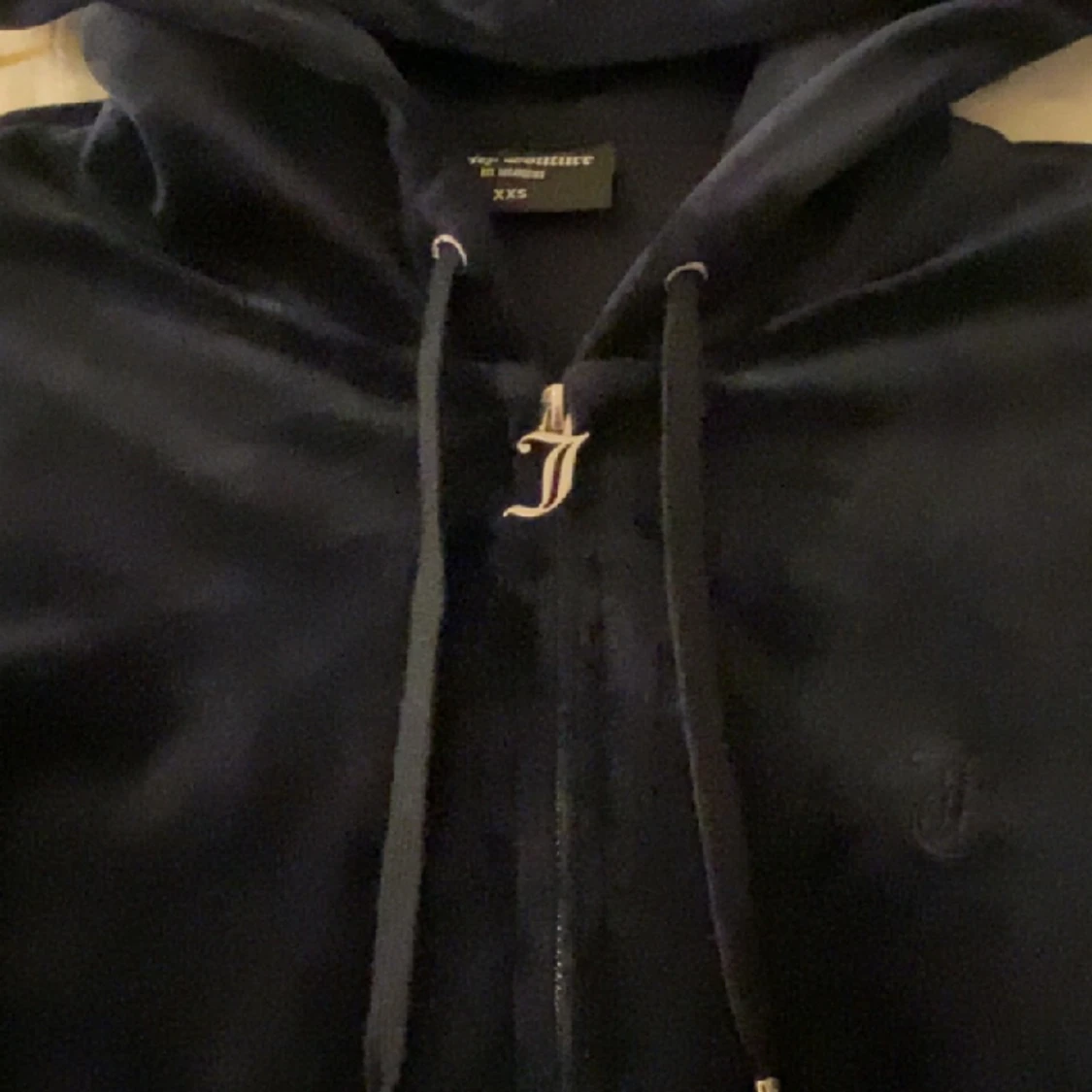 Säljer juciy Couture kofta - 91