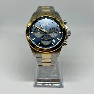 ❗️REA ❗️ - Hugo boss klocka med batteri mekanism och 42mm 