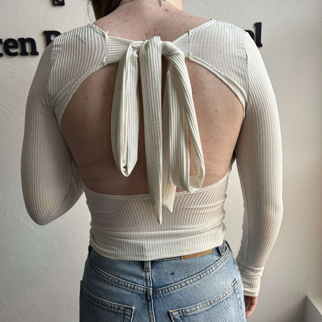 Backless shirt  - 90