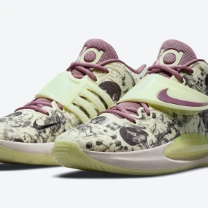 Kd 14 surrealism - Kd 14 i bra kondition 8/10.  Lådan är i bra skick Verifierad av goat.com