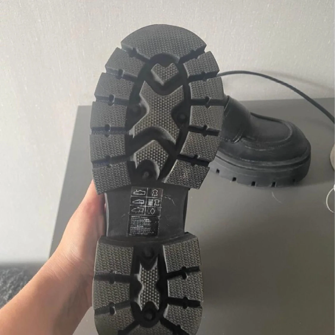 Chunky läderloafers  - 90