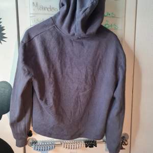 Enkel hoodie från vero moda 