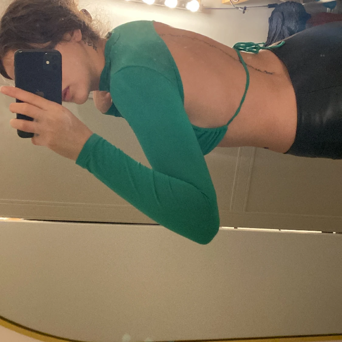 En öppen rygg tröja  - 90