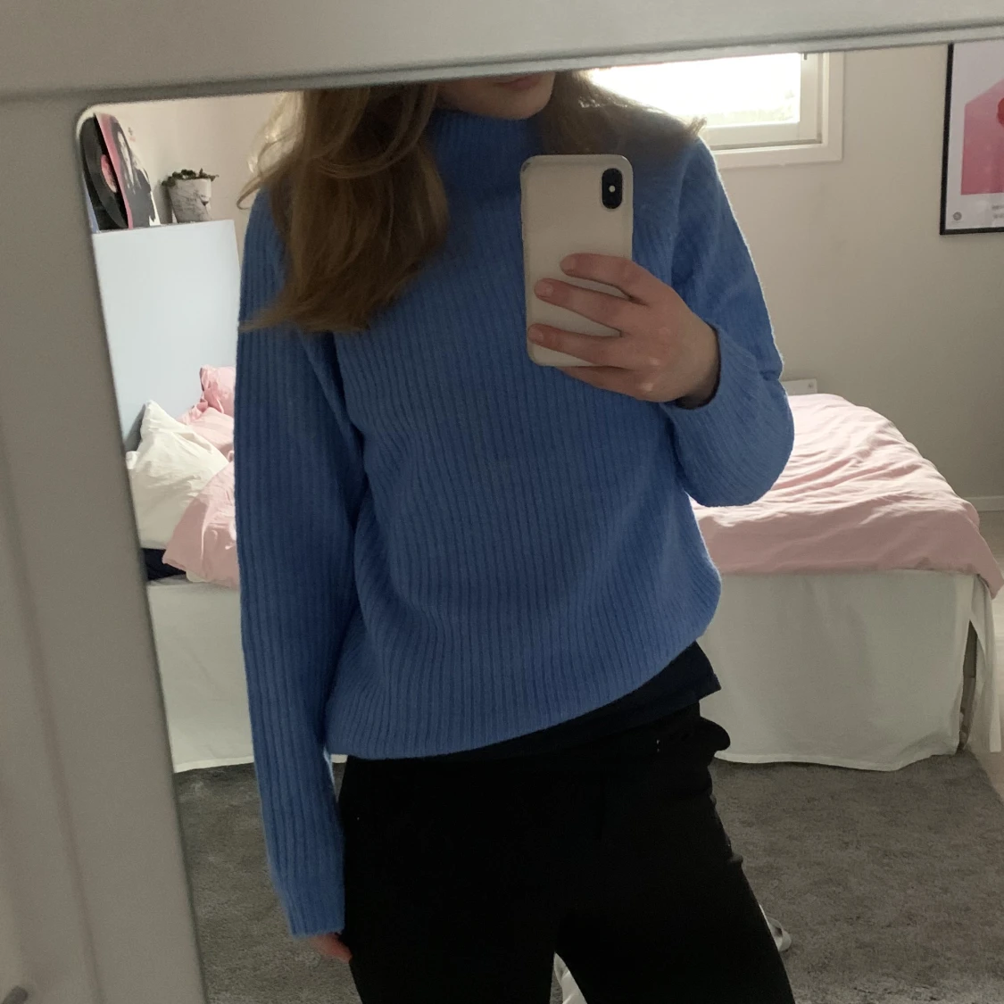 Blå stickad tröja 