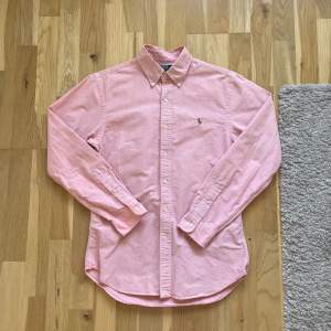 Super snygg rosa skjorta från ralph lauren 