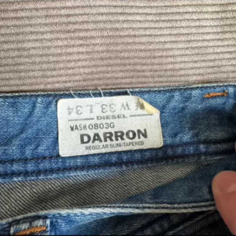 Ett par riktigt feta disel jeans storlek W33/34L aldrig använda helt nya.. Jeans & Byxor.