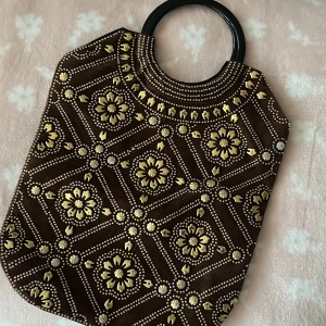 Handväska  - Väskor till försäljning!Lågt pris!