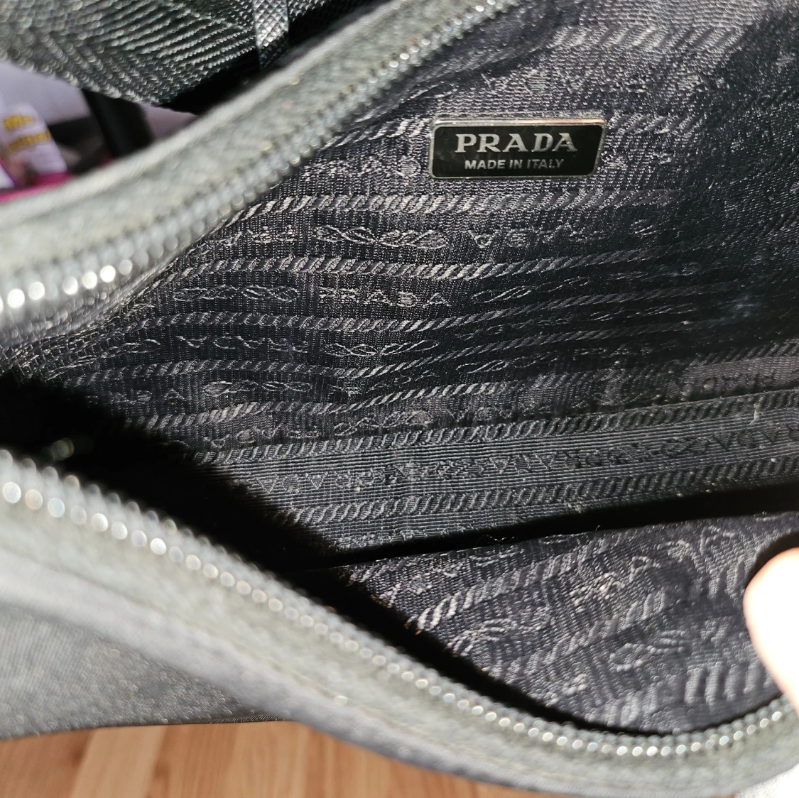 Äkta Prada re-edition - 93