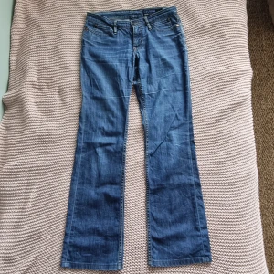 lowrise jeans - lågmidjade jeans från mexx, waist 27🩷 de sitter jättesmickrande på