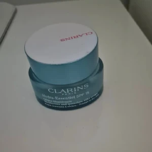 Clarins dagkräm primer - Perfekt under smink 