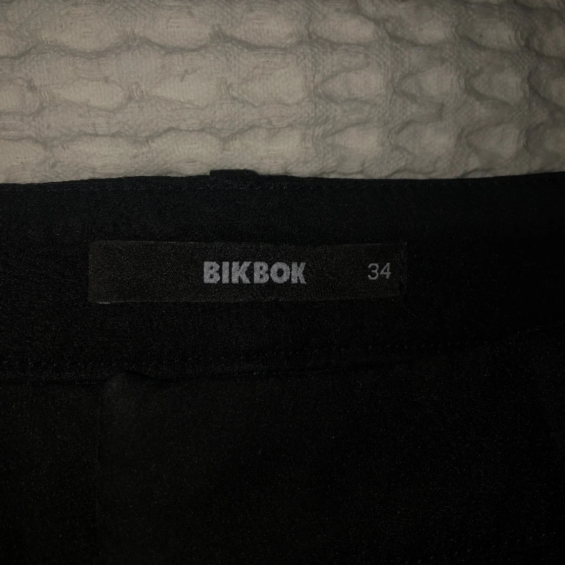 Lågmidjade bikbok kostymbyxor - 91