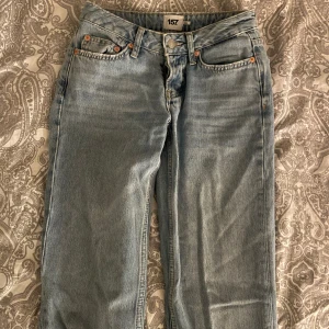 Lager 157 Jeans - Lågmidjade jeans från lager 157, säljer då dom inte kommer till användning.