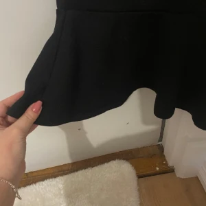 jätte söt topp 😍 - i super fint skick , använt mycket , favvo toppen blivit för liten :( hoppas den finner ett nytt hem❤️