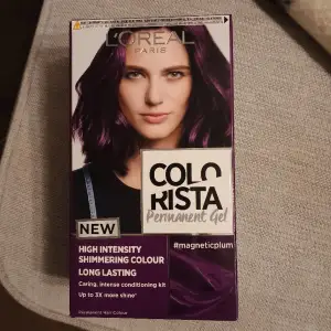 Ny L'Oreal Colorista permanent lila hårfärg. Nyans magnetic plum. Blivit över efter att jag hade håret lilafärgat under en period 