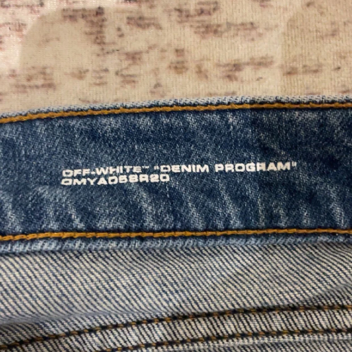 Off-white jeans - 91