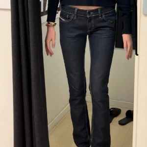 Disel jeans - Säljer nu mina diseljeans som blivit för små och inte används 