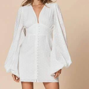 Adoore klänning  - Adoore klänning, använd 1 gång 💕