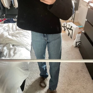 blåa jeans - jättefina jeans från berska, knappt andvända säljer pågrund av aldrig kommer till användning 