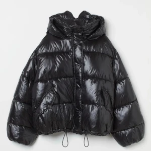 Sjukt fin vinterjacka  - Säljer denna pufferjacket som längre inte kommer till användning💕