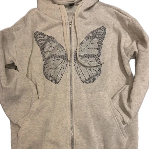 Zip hoodie - Zip hoodie med rhinestones. Aldrig använd.