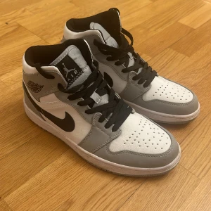 Jordan 1s - Jordan 1s är bara använda 2 gånger