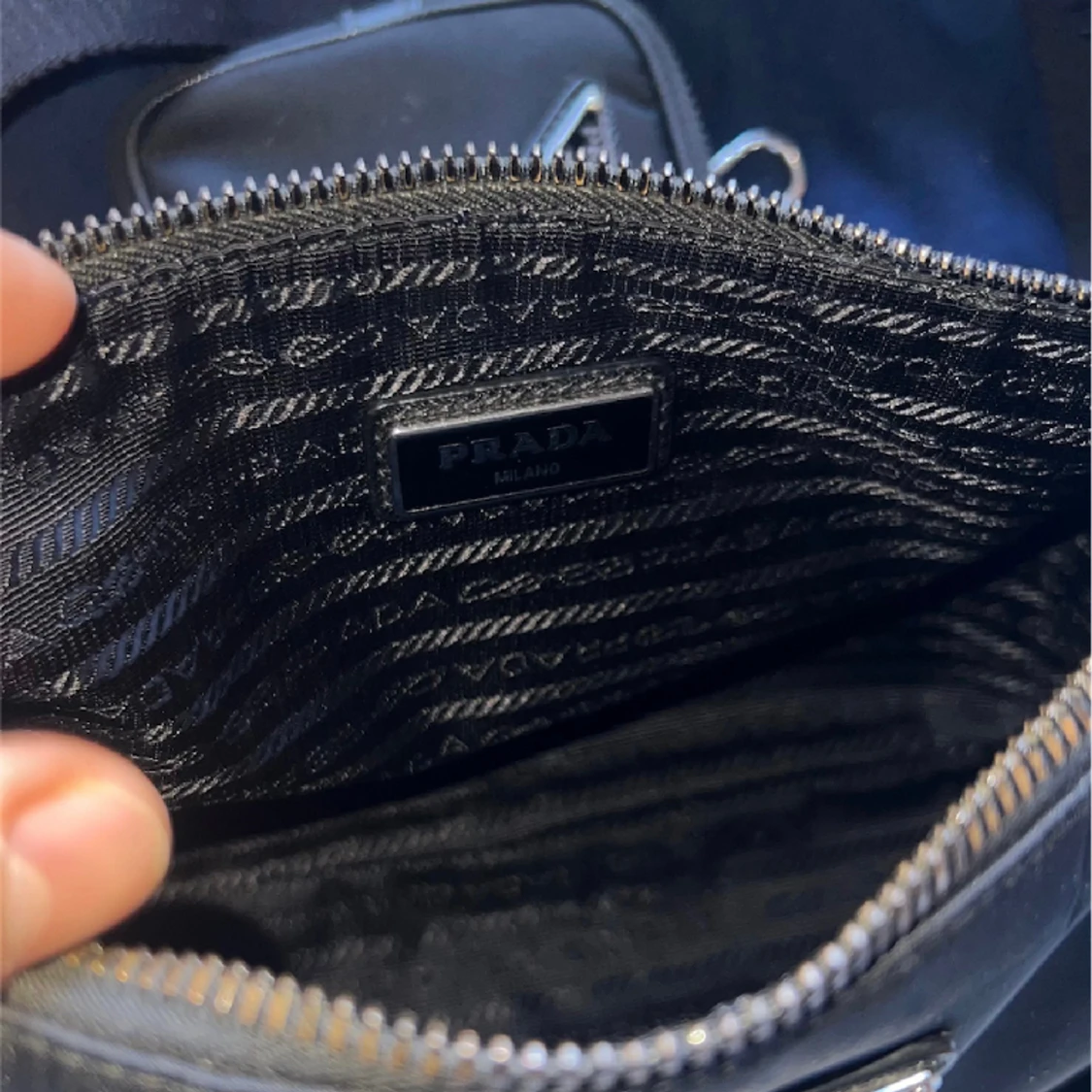 Prada Re-Nylon och Saffiano axelväska - 91