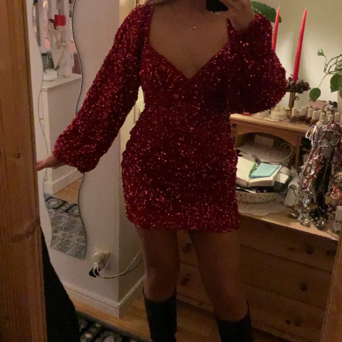 Röd Paljett klänning  - 90