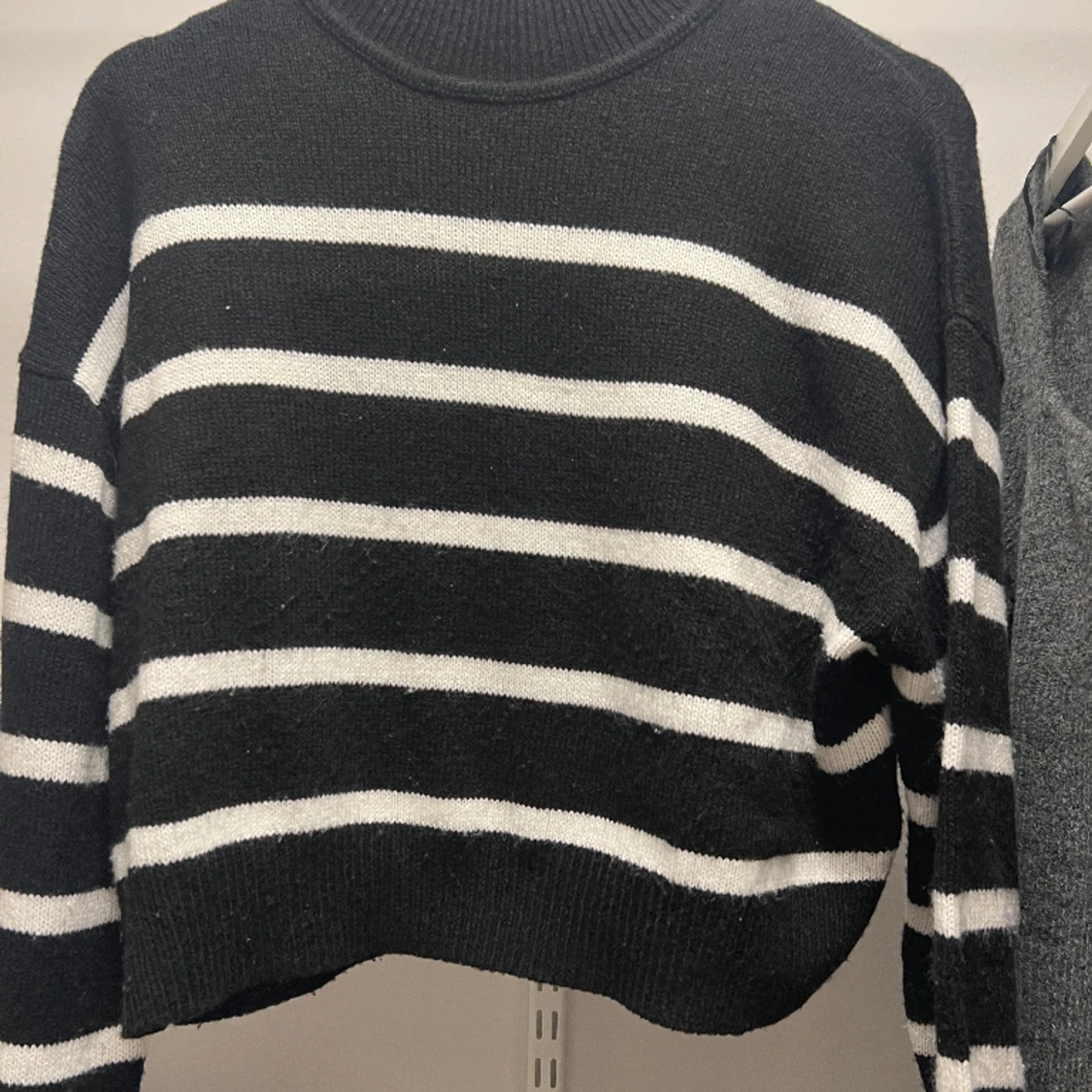 Randig stickad  - 90