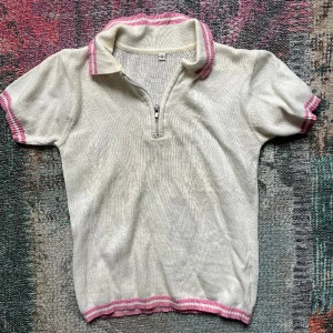 Tröja - Gullig tröja S passar XS