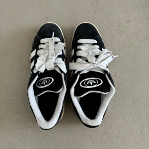 campus 00 - svarta campus 00 us 10.5 / eu 44 2/3  använt några gånger. 