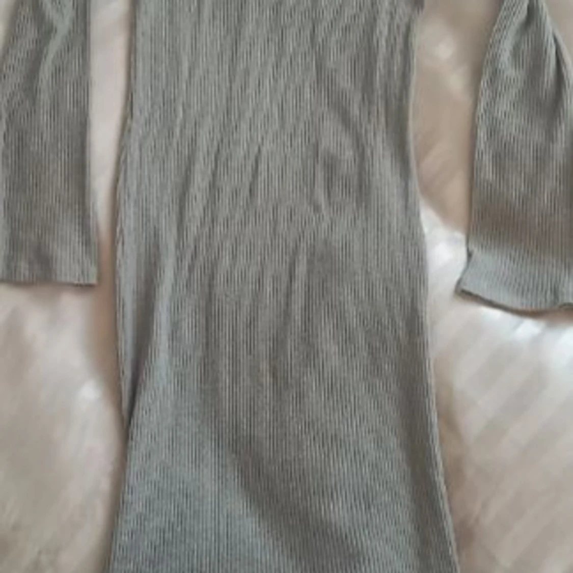 GinaTricot klänning 