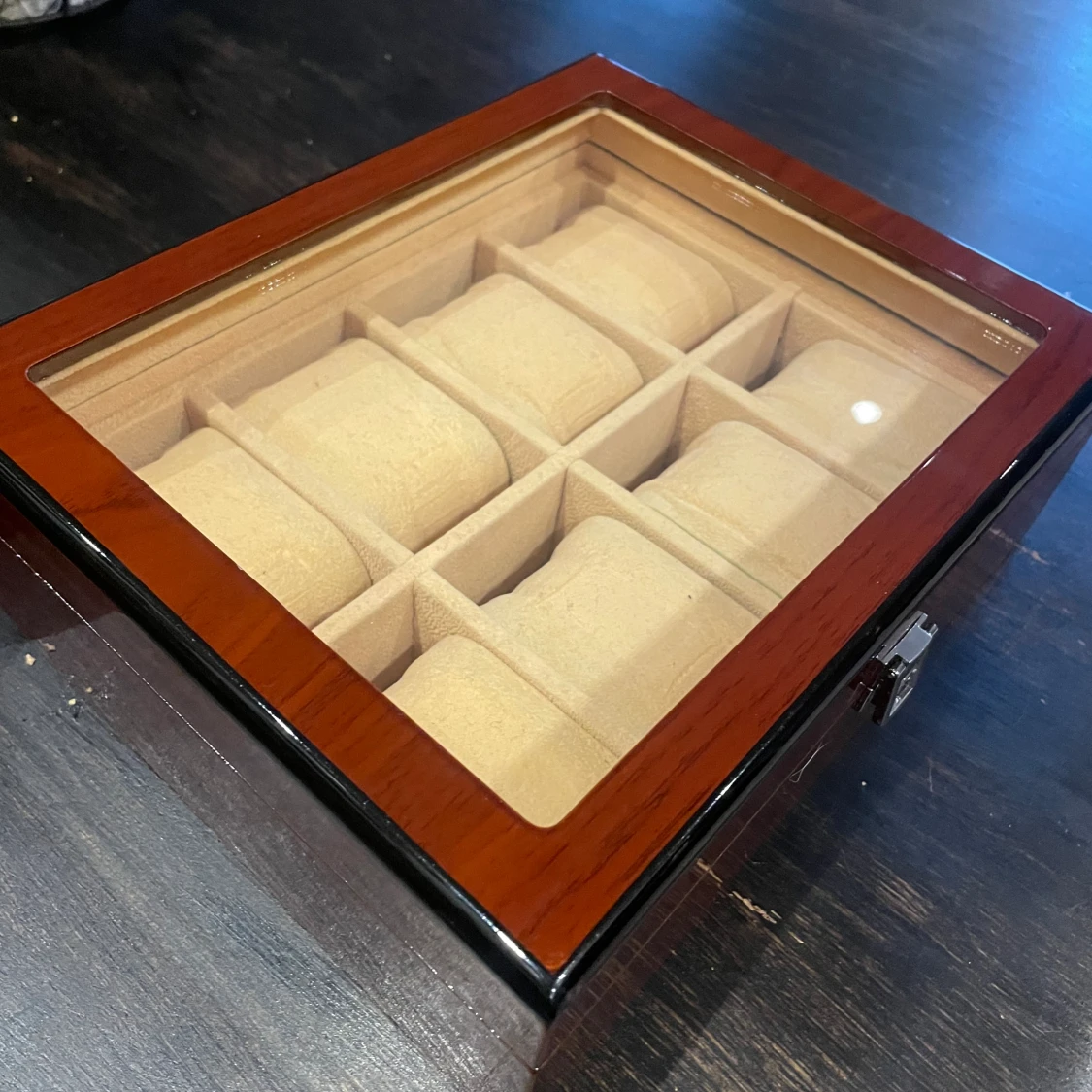 Klocklåda 8st klockor - 90