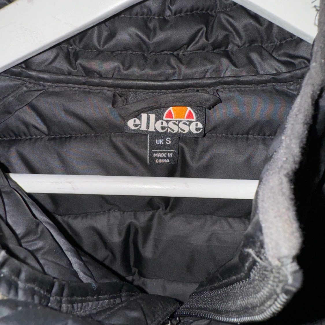 Ellesse väst - 90