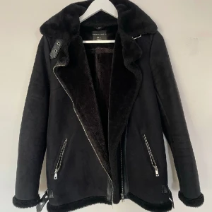 Fodrad jacka - Superfin jacka i strl 38 🖤